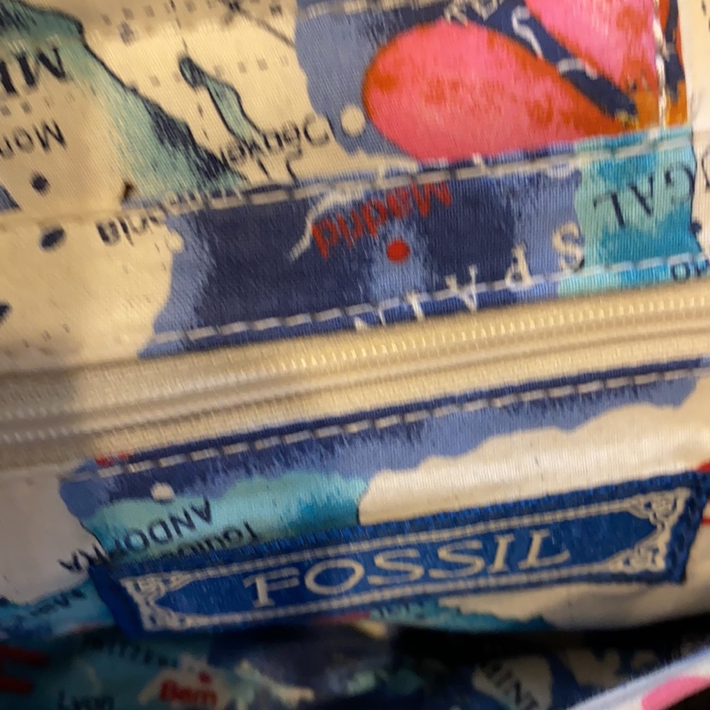 Fossil Canvas Handbag In Good Condition - image 3
